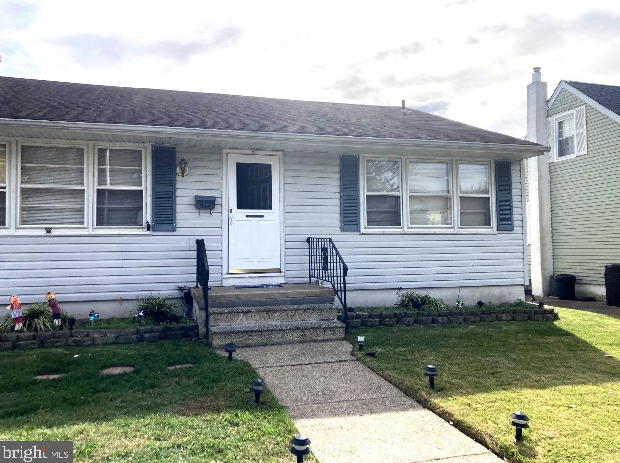 412 Chester Ave, Gloucester, NJ 08031