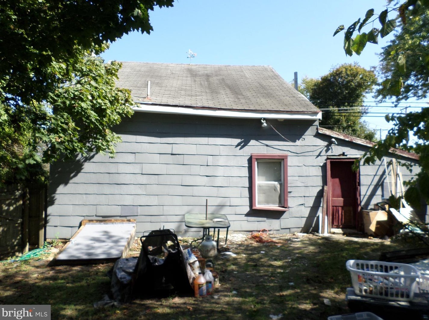 393 Tansboro Rd, Berlin Boro, NJ 08009