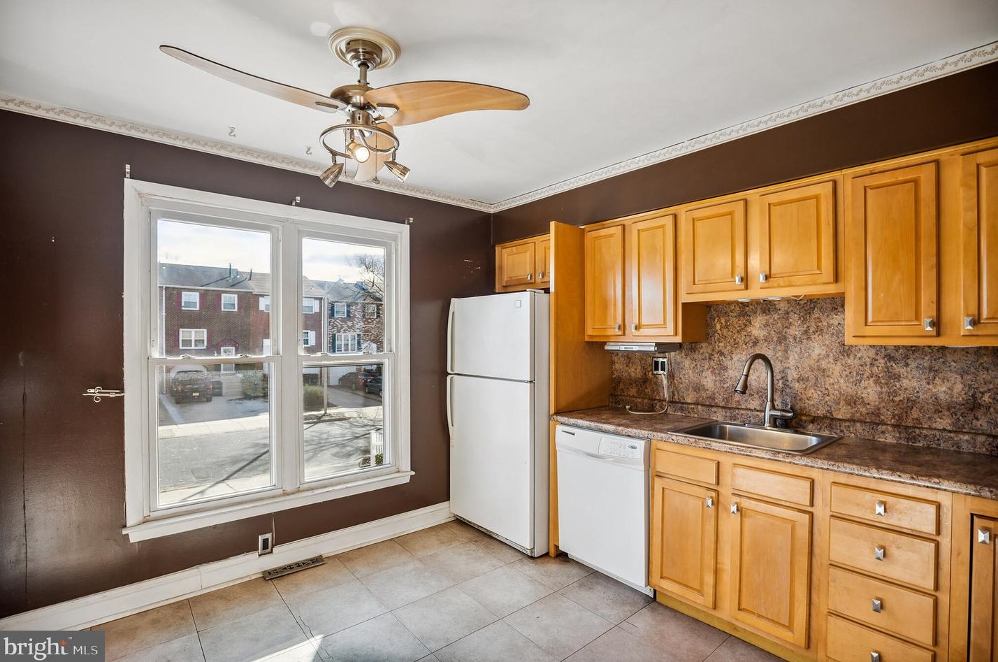 1445 Bittersweet Dr, Blenheim, NJ 08012