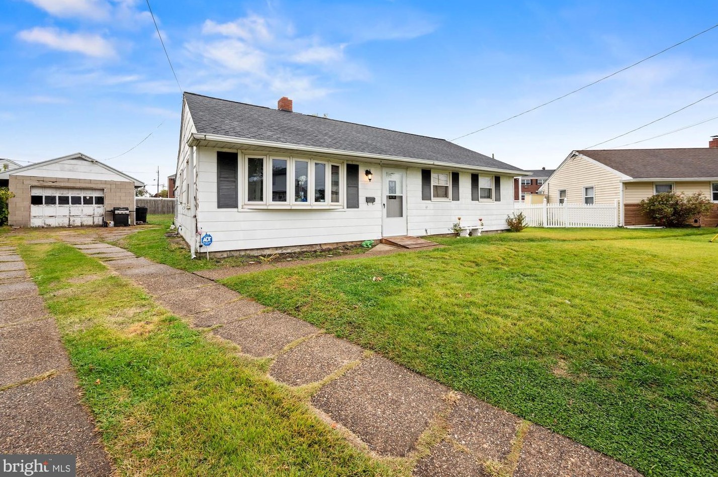 439 Dewey Rd, Gloucester, NJ 08031