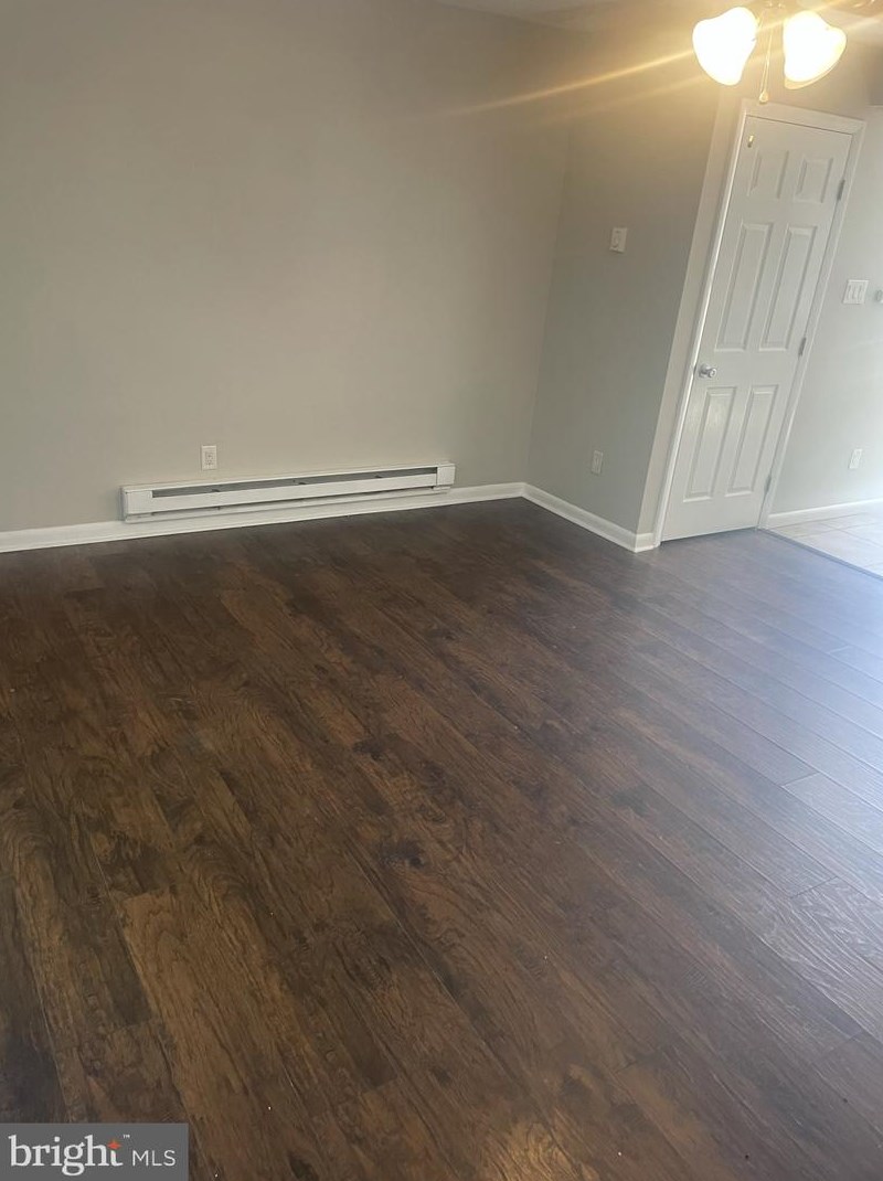 700 Tara Dr, Erial, NJ 08081
