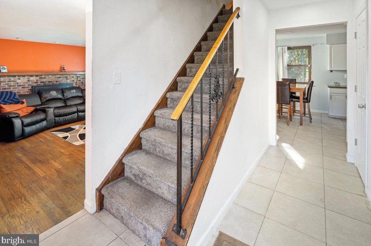 8 Hanover Pl, Erial, NJ 08081