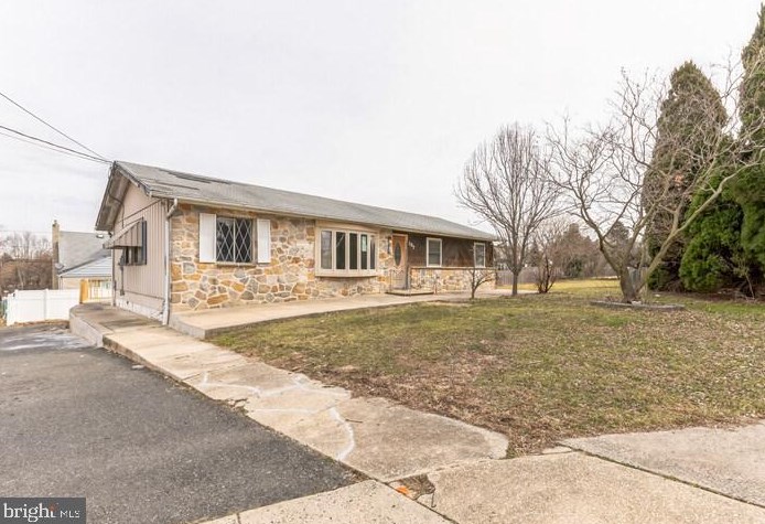 107 Harbor Rd, Gloucester, NJ 08031