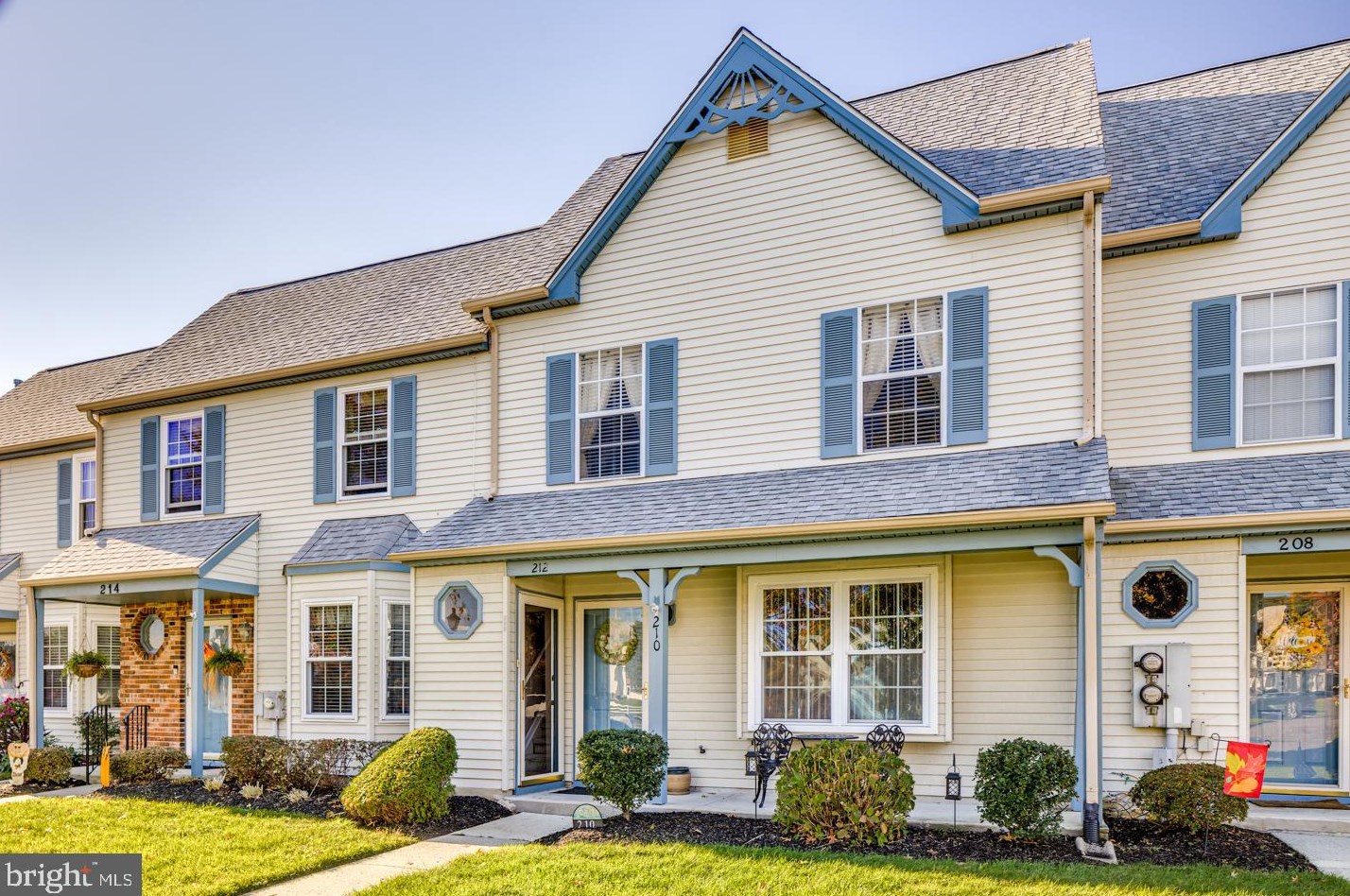 212 Knoll Dr, Blenheim, NJ 08012-5418