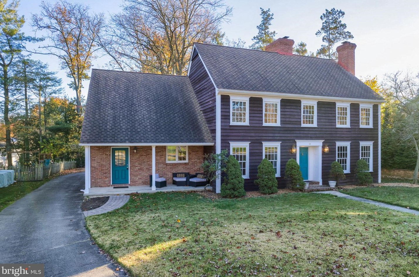 24 Colonial Ridge Dr, Tavistock, NJ 08033