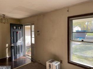 8 Eden Hollow Ln, Erial, NJ 08081