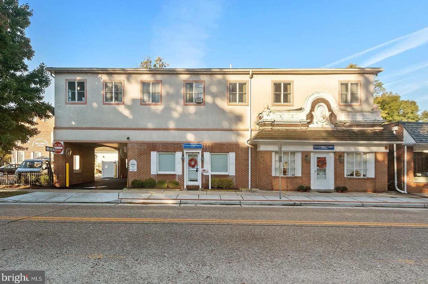 16 N Centre St #4, Camden, NJ 08109