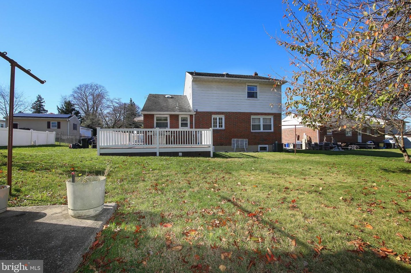 35 Maloney Ct, Gloucester, NJ 08031