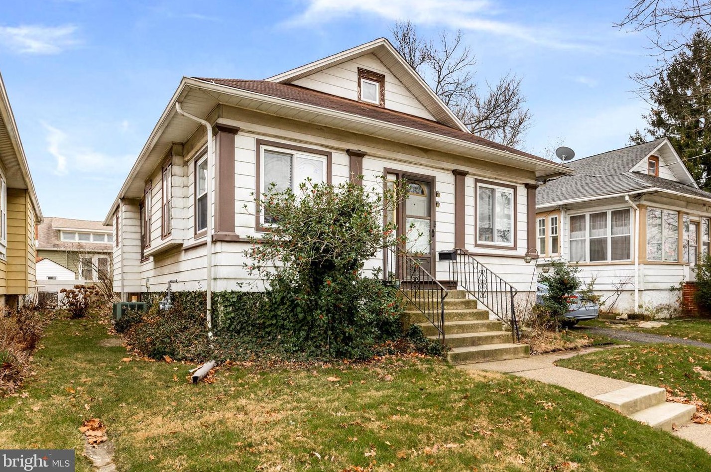 348 W Nicholson Rd, Camden, NJ 08106