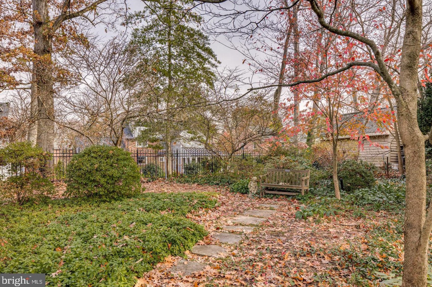 315 Peyton Ave, Tavistock, NJ 08033