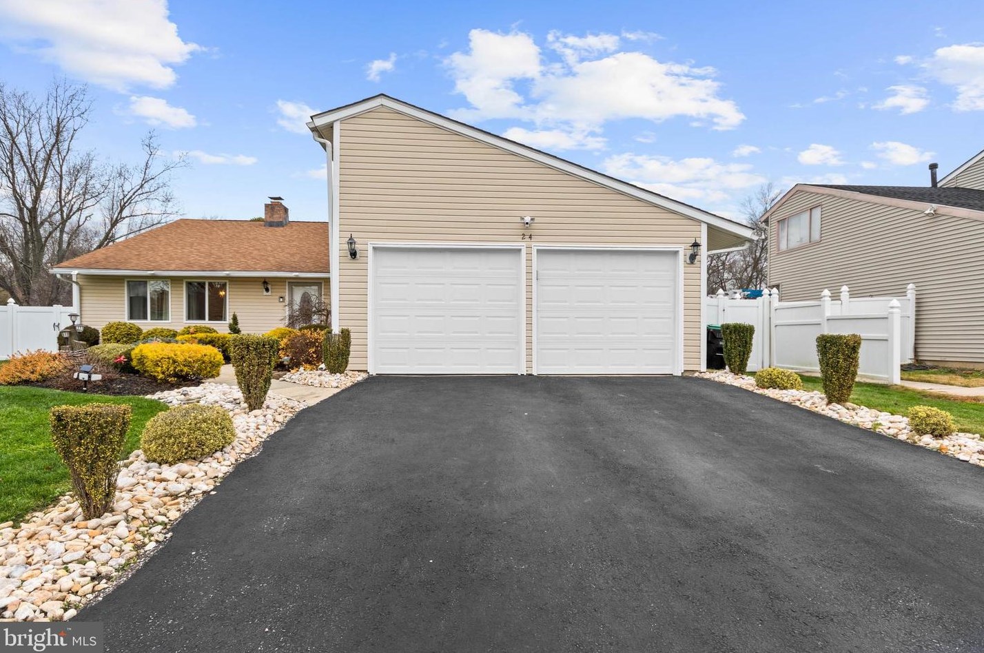 24 Ainsworth, Erial, NJ 08081