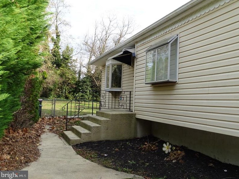647 Taranto Ave, Blenheim, NJ 08012