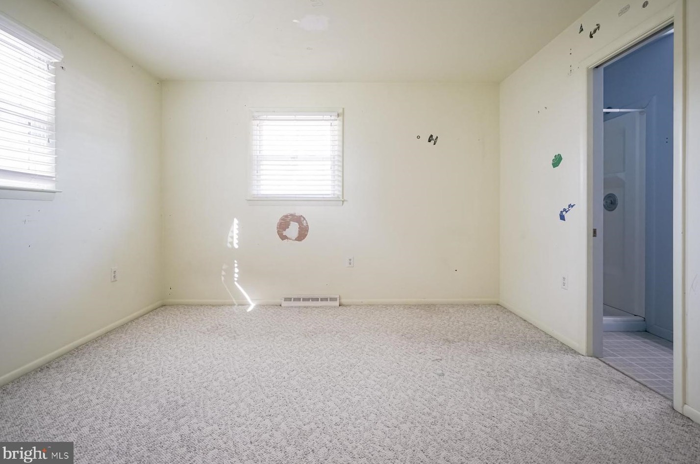 2304 Auburn Ave, Waterford Township NJ 08004-1722 exterior