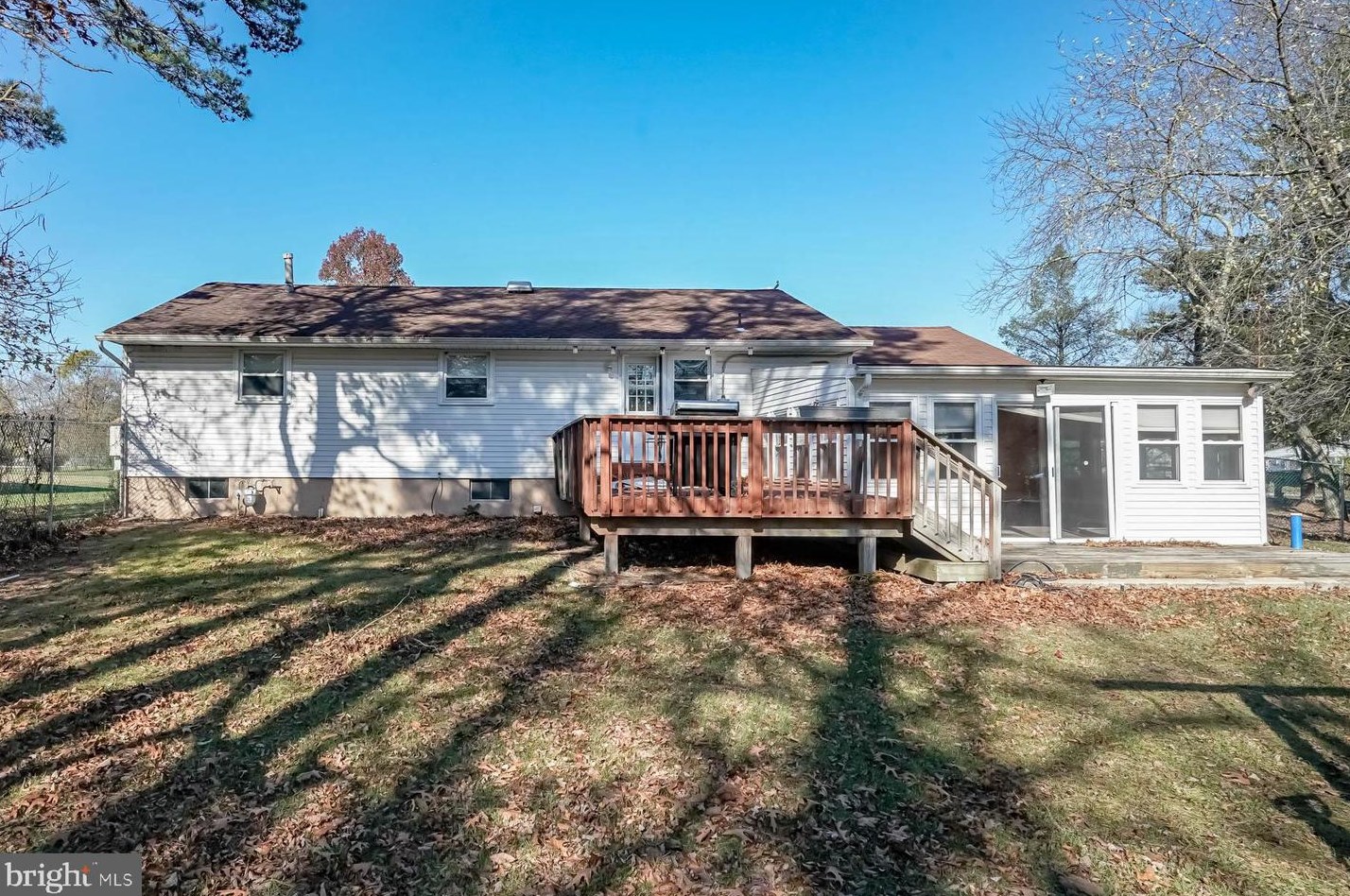 2304 Auburn Ave, Waterford Township NJ 08004-1722 exterior