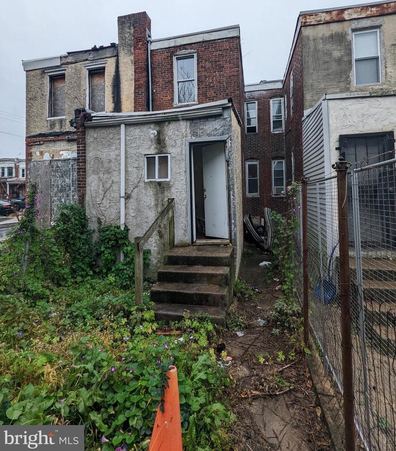 1097 Morton St, Camden, NJ 08104