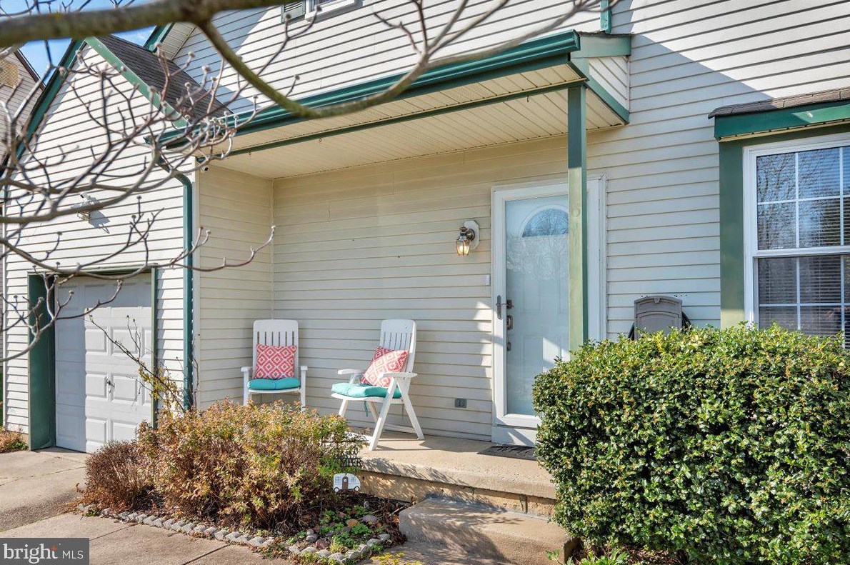 6 Heron Ct, Franklin Township, NJ 08043