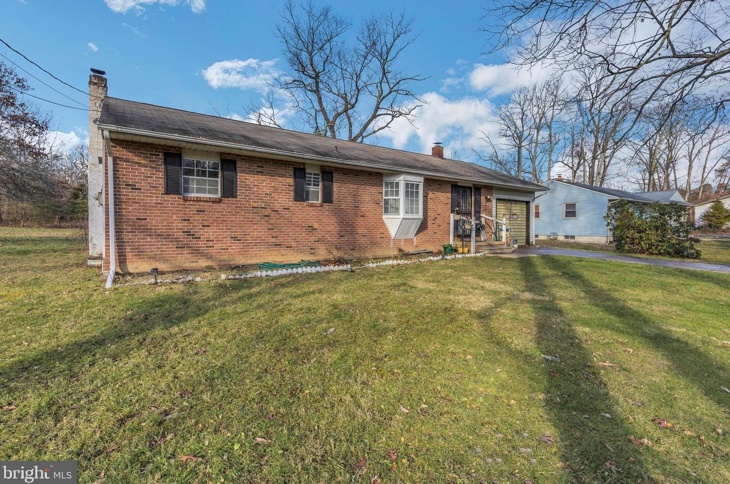 215 Cleveland Ave, Waterford, NJ 08089