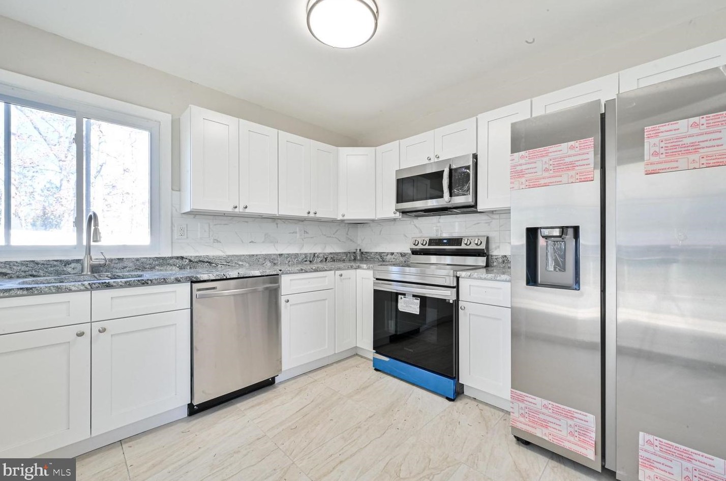 52 Pittman Ln, Erial, NJ 08081