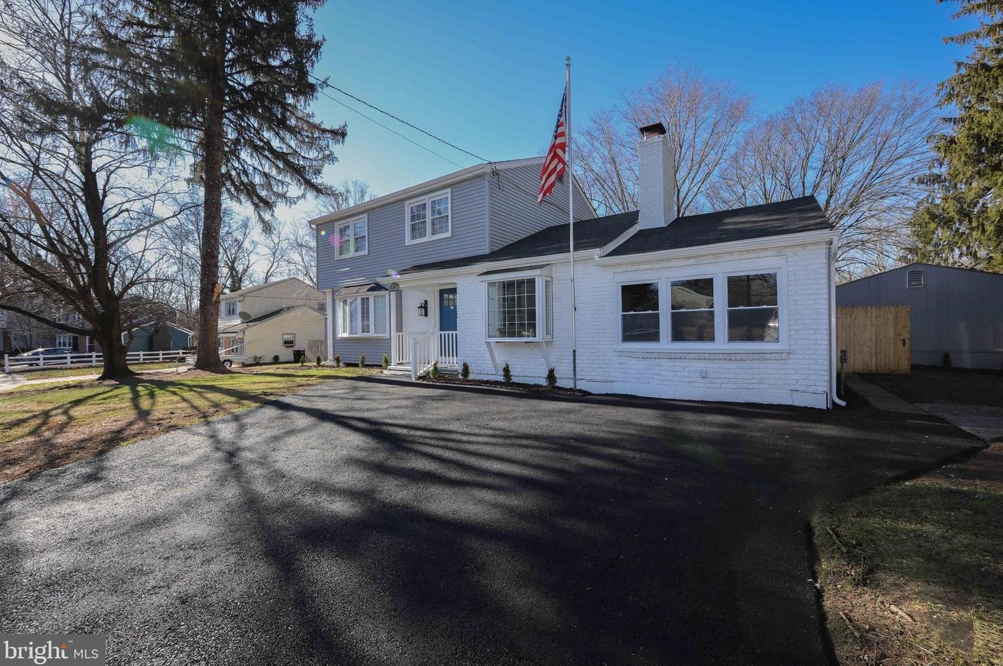 600 Fay Ann Dr, Blenheim, NJ 08012