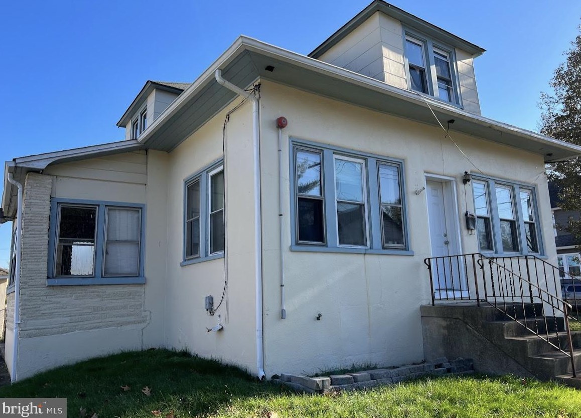 308 Walnut Ave, Gloucester, NJ 08030