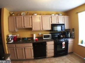 2572 Todd Ct, Waterford Township NJ  08004-2823 exterior