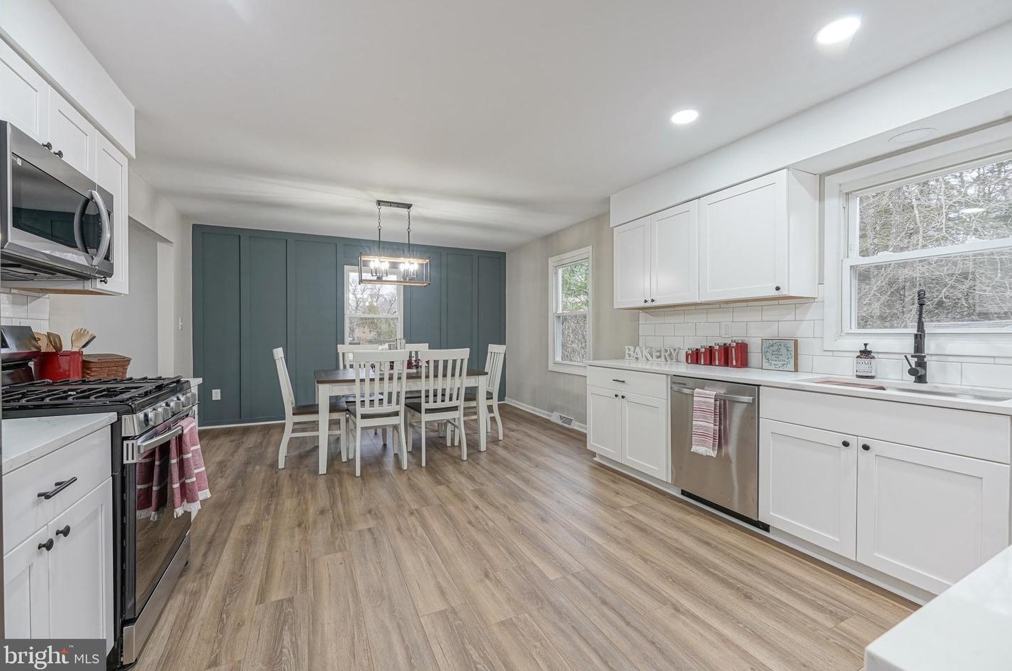 2294 Richards Ave, Waterford Township NJ  08004-1219 exterior