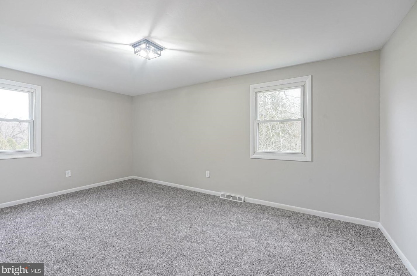 2294 Richards Ave, Waterford Township NJ  08004-1219 exterior