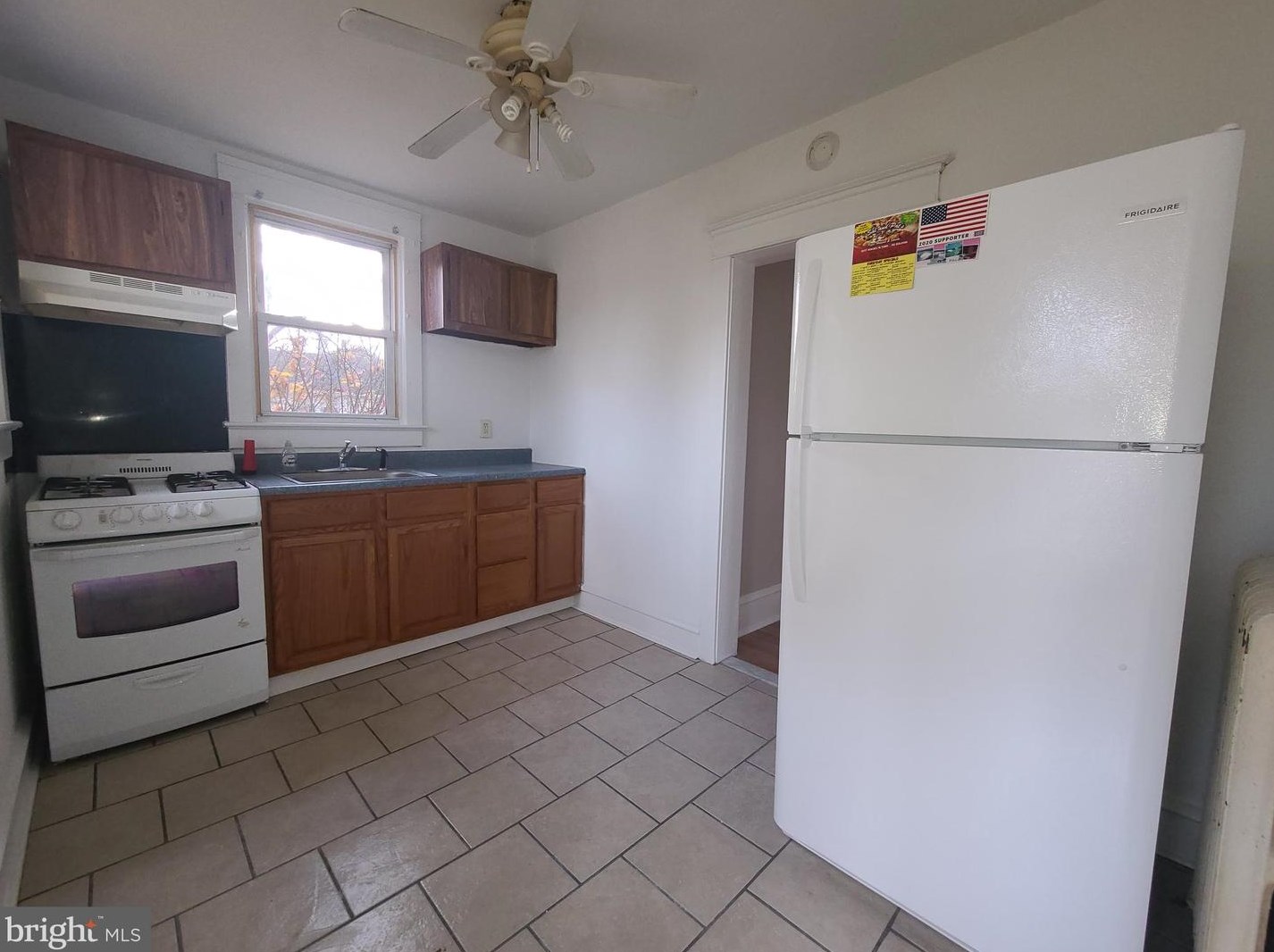 229 Nicholson Rd #c, Gloucester, NJ 08030