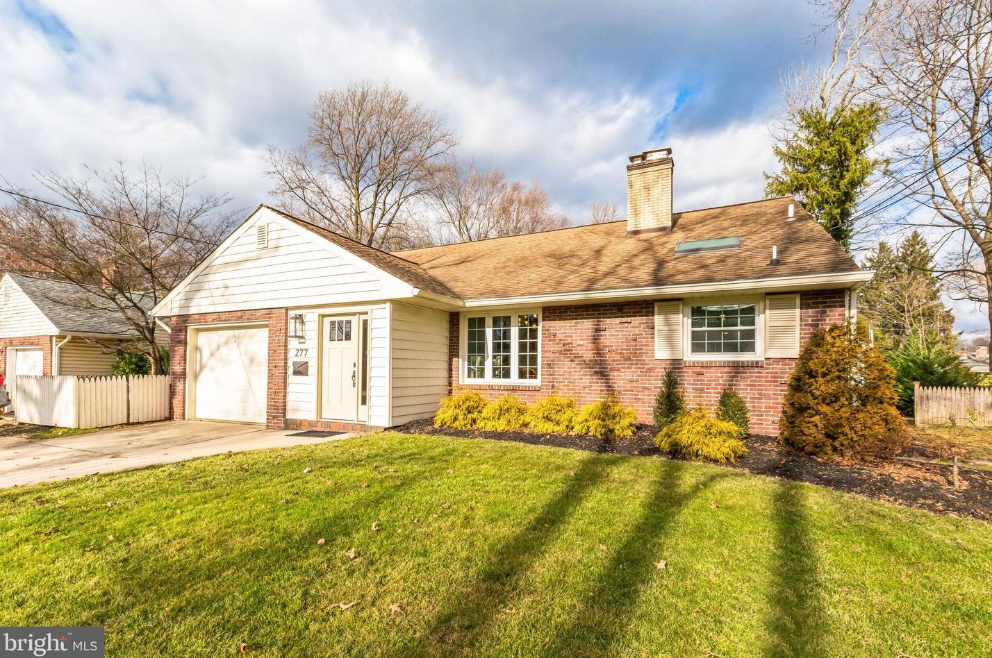 277 Bewley Rd, Tavistock, NJ 08033