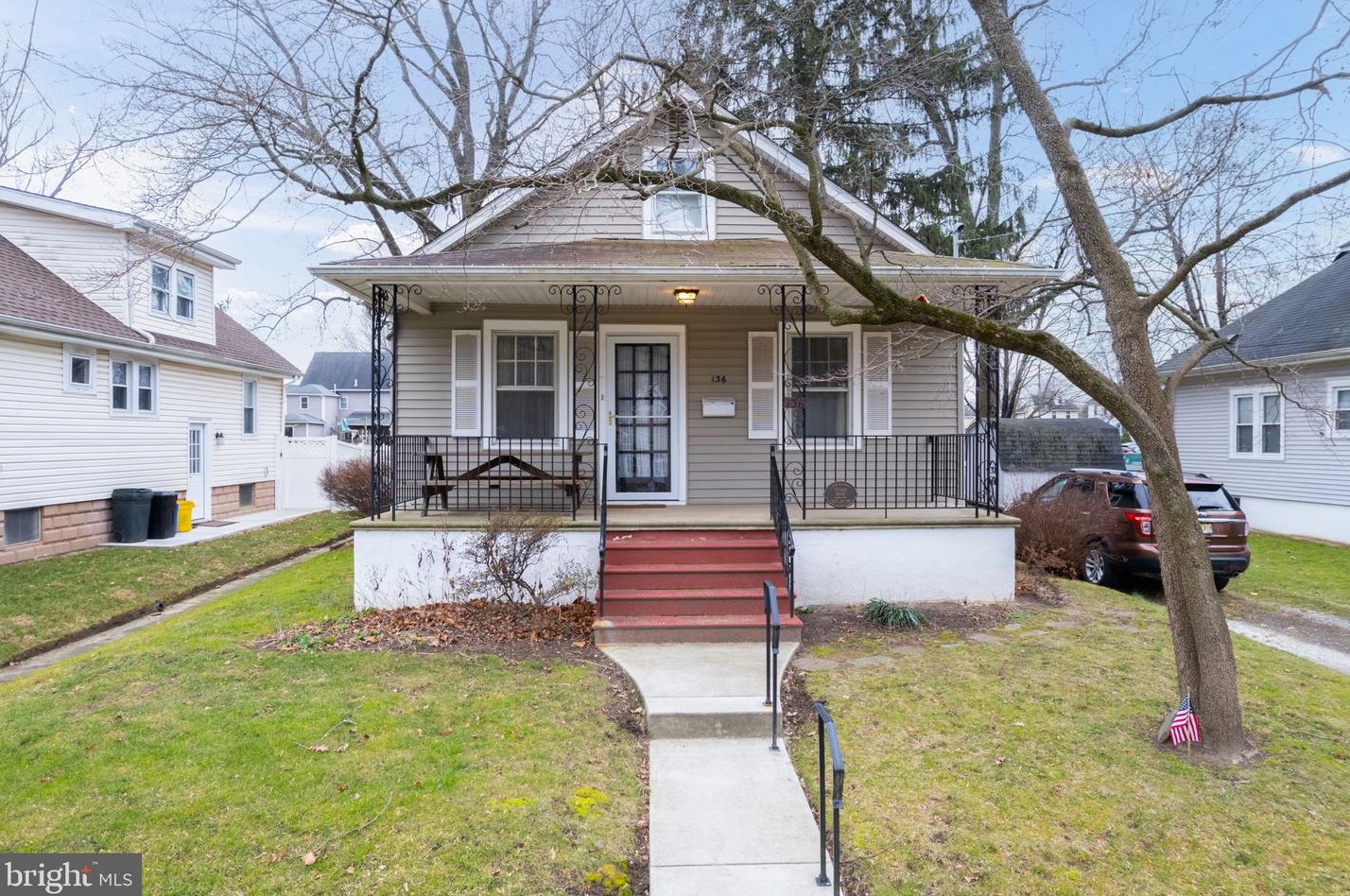 136 Albany Ave, Barrington, NJ 08007
