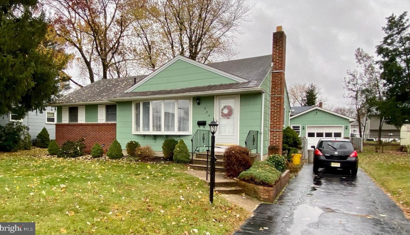 324 Dearborne Ave, Blenheim, NJ 08012