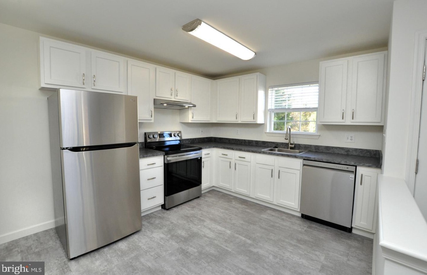 151 Roosevelt Blvd #151, Berlin Boro, NJ 08009