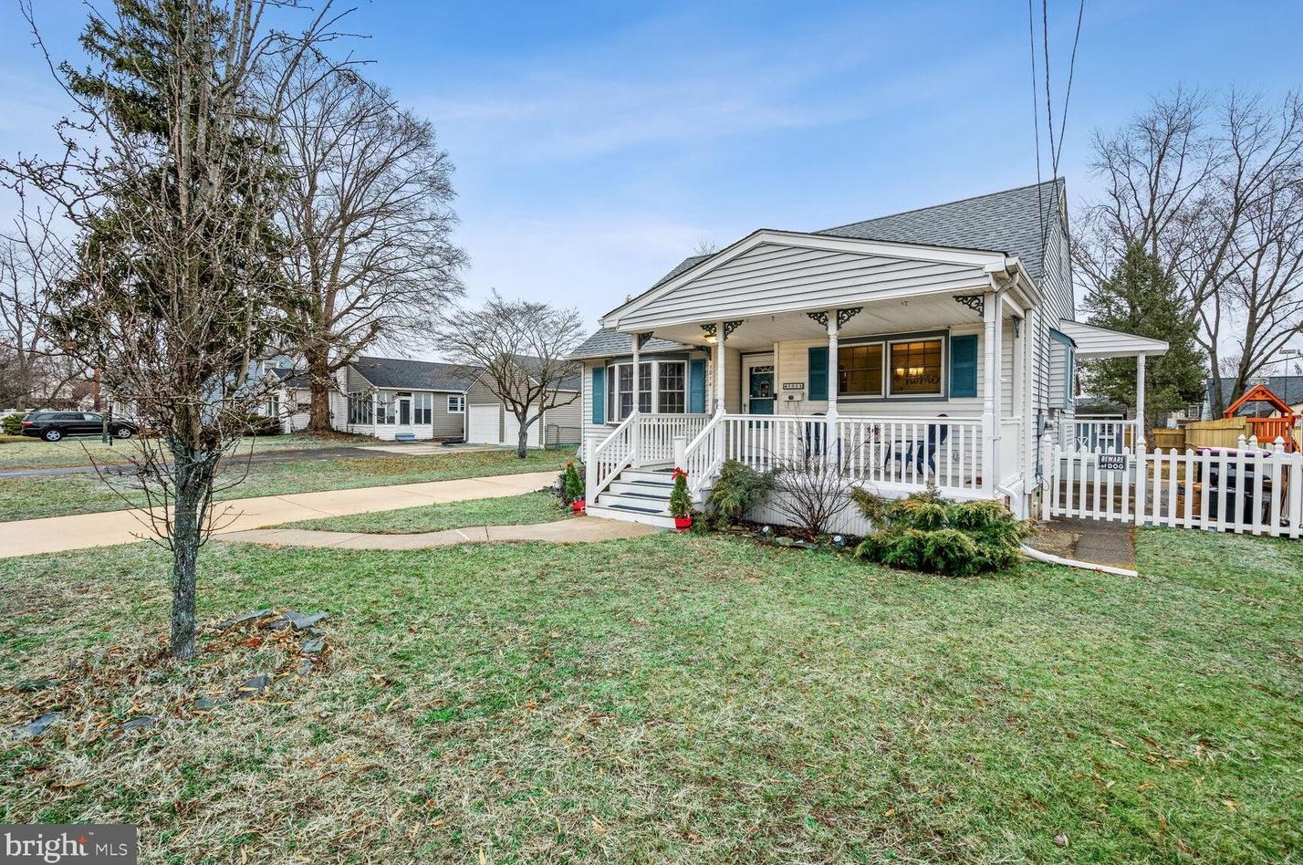 1014 Melvin Ave, Glendora, NJ 08029-1032
