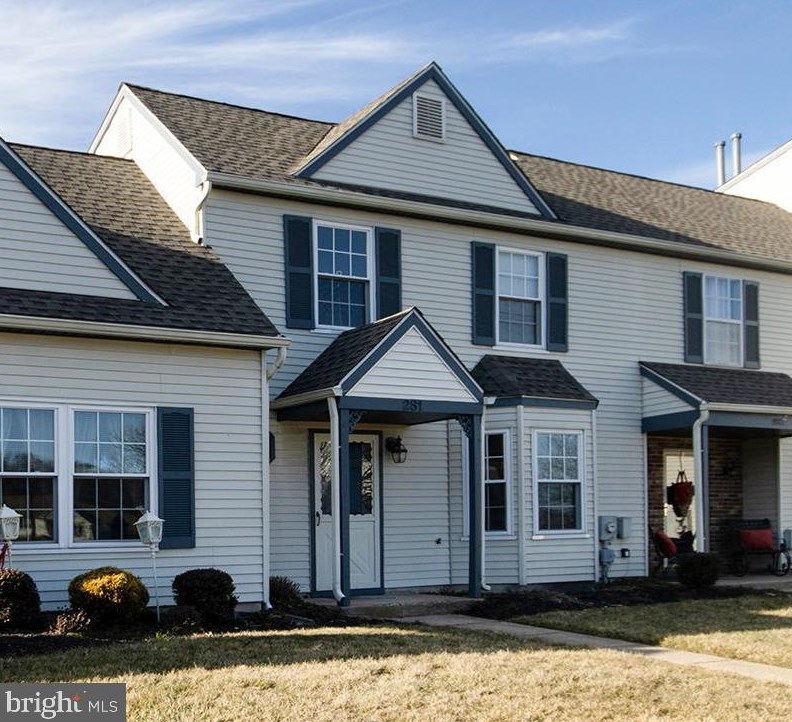 281 Knoll Dr, Blenheim, NJ 08012