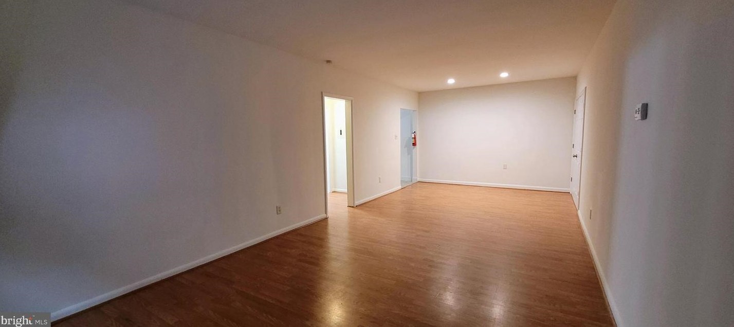 3 W Park Ave #apt 5, Camden, NJ 08107