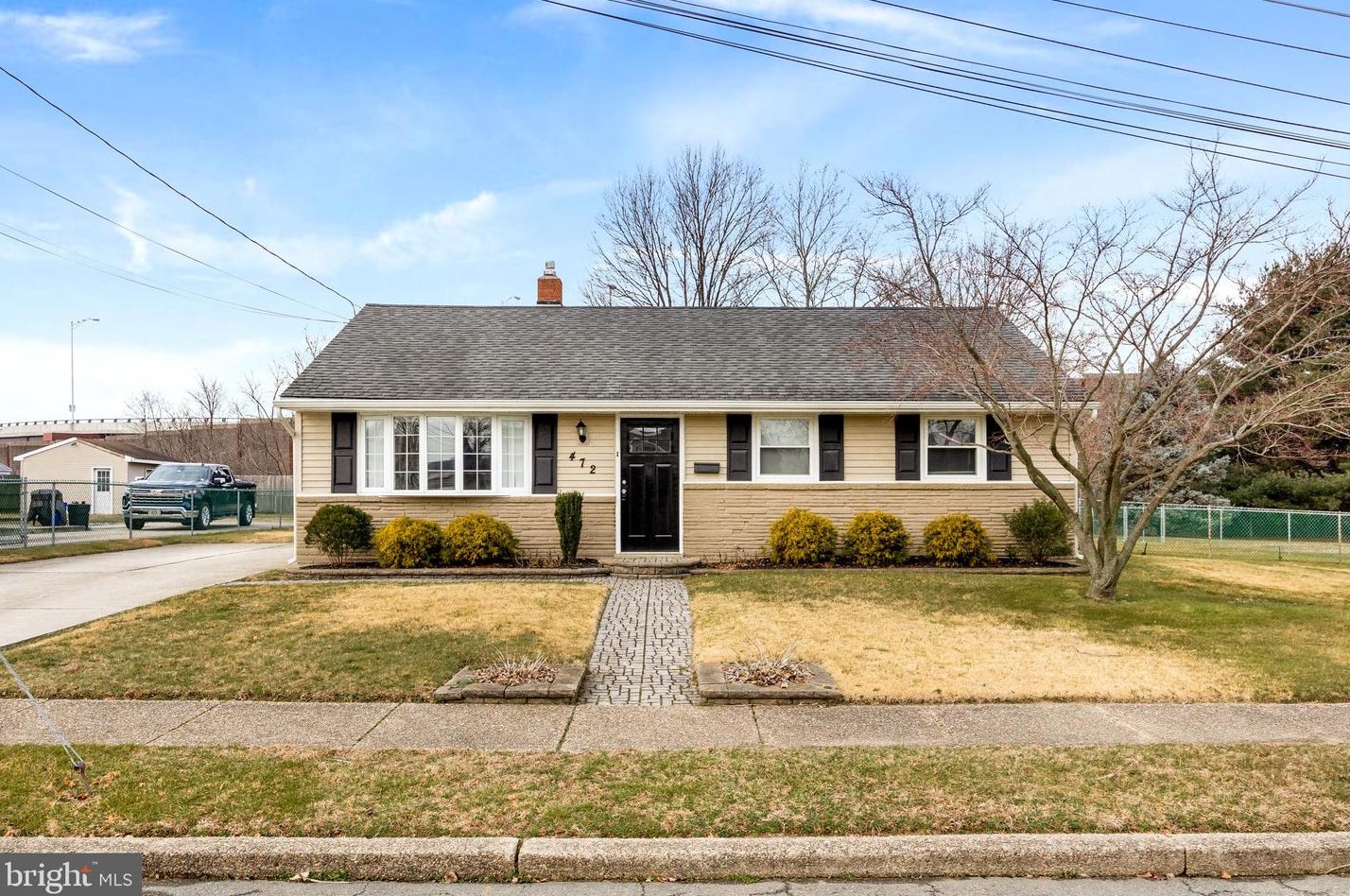 472 Flanders Rd, Gloucester, NJ 08031