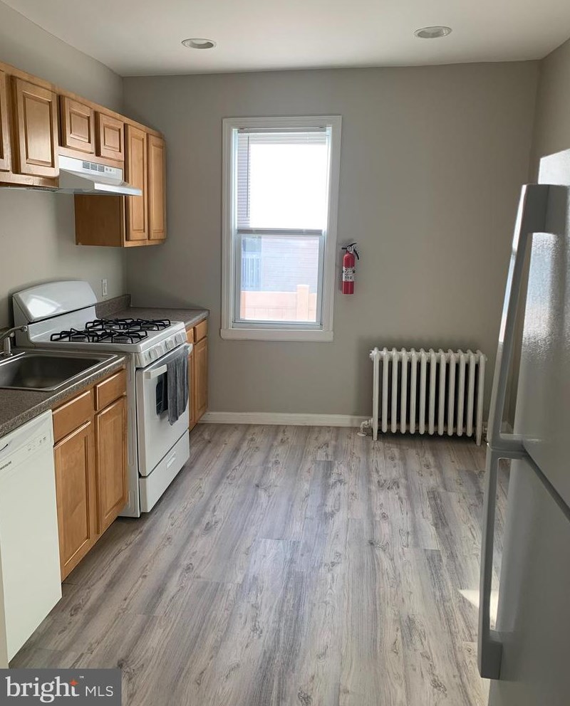 100 W Central Ave #b, Blenheim, NJ 08012