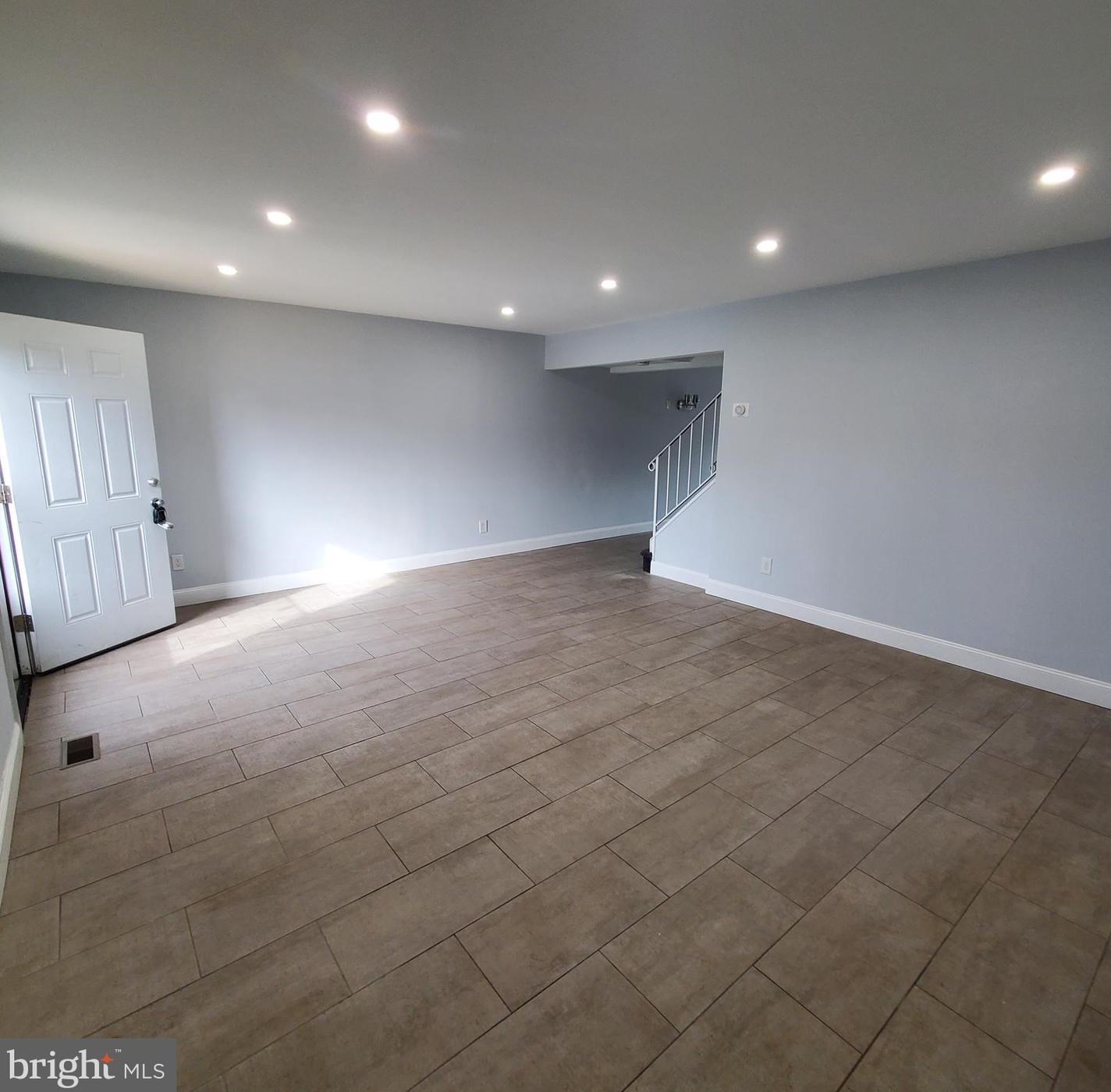 3 Marcia Ct, Erial, NJ 08081