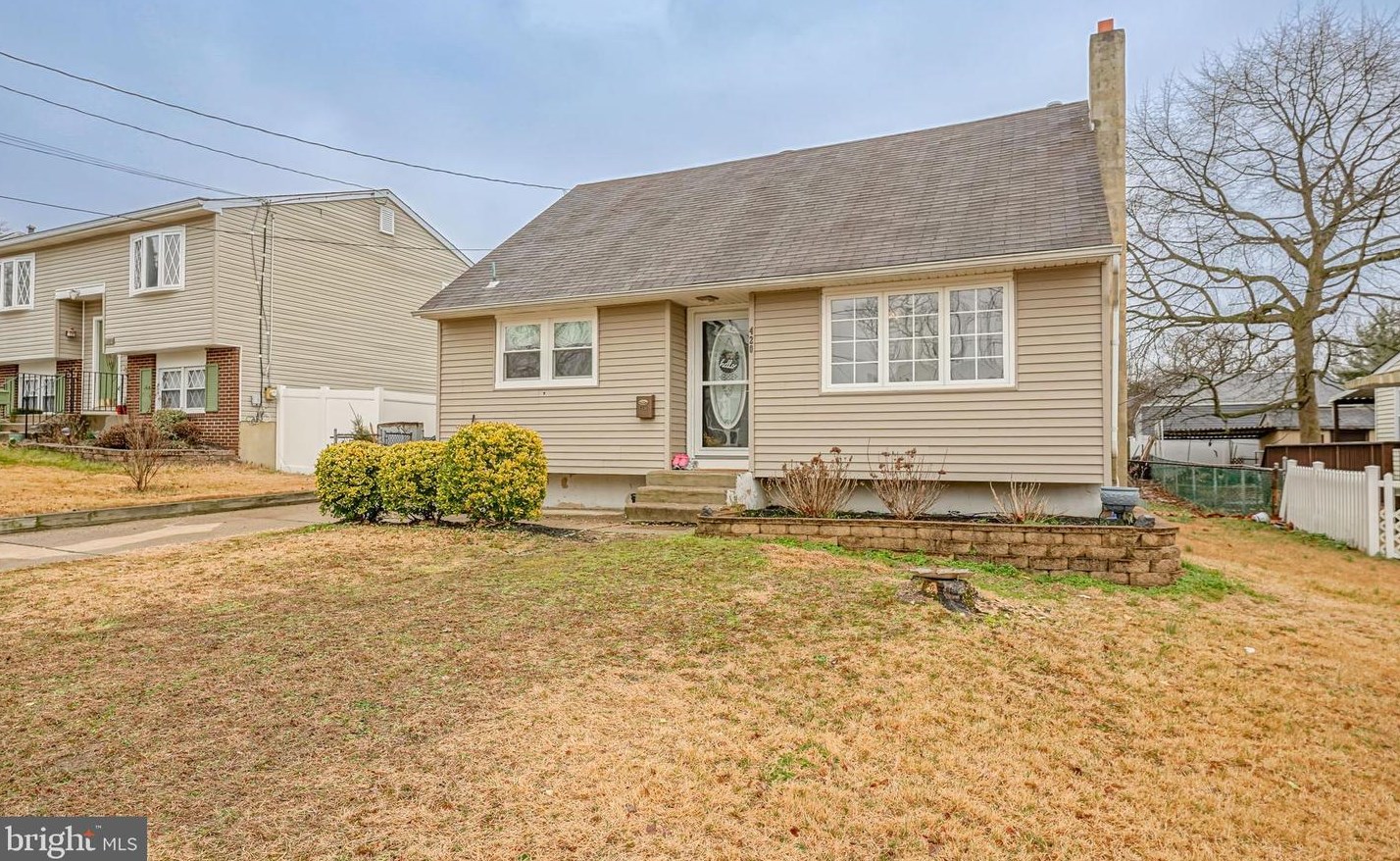 420 Melvin Ave, Glendora, NJ 08029-1028