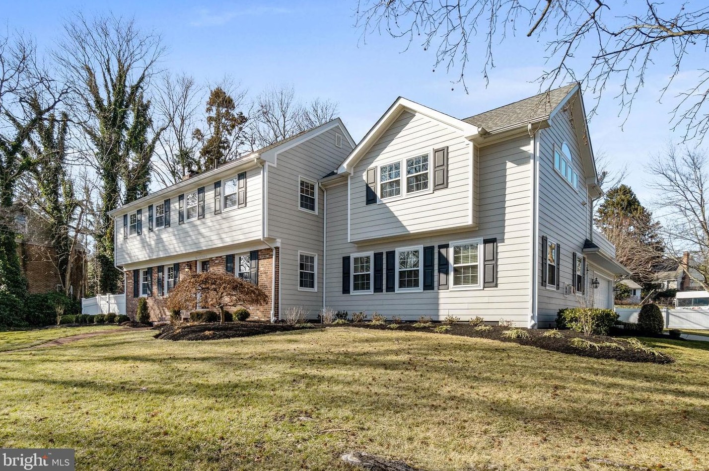 19 Upland Way, Tavistock, NJ 08033