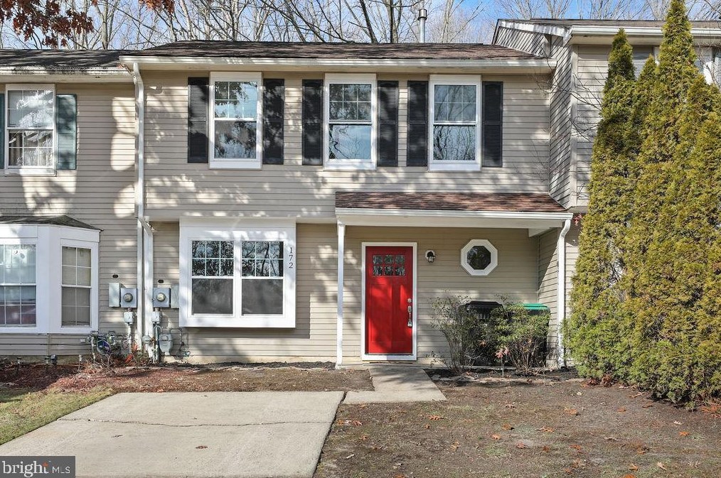 172 Fenway Ave, Waterford Township, NJ 08004-3018