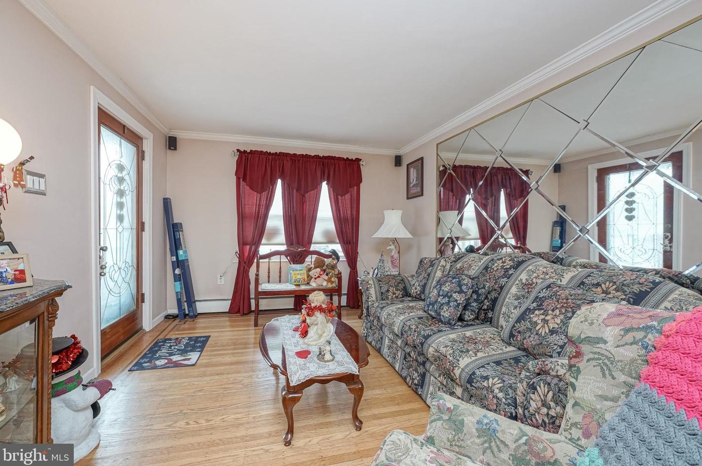 25 W 7th Ave, Runnemede, NJ 08078