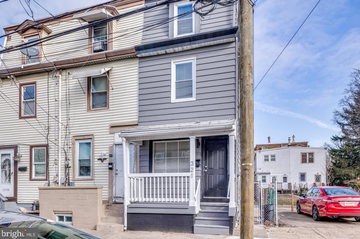 321 Somerset St, Gloucester, NJ 08030