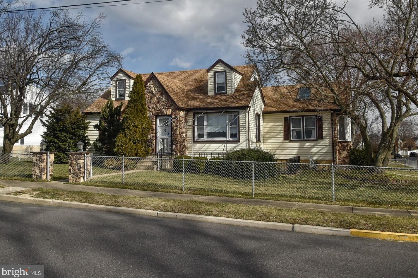 145 Hart Ave, Gloucester, NJ 08031