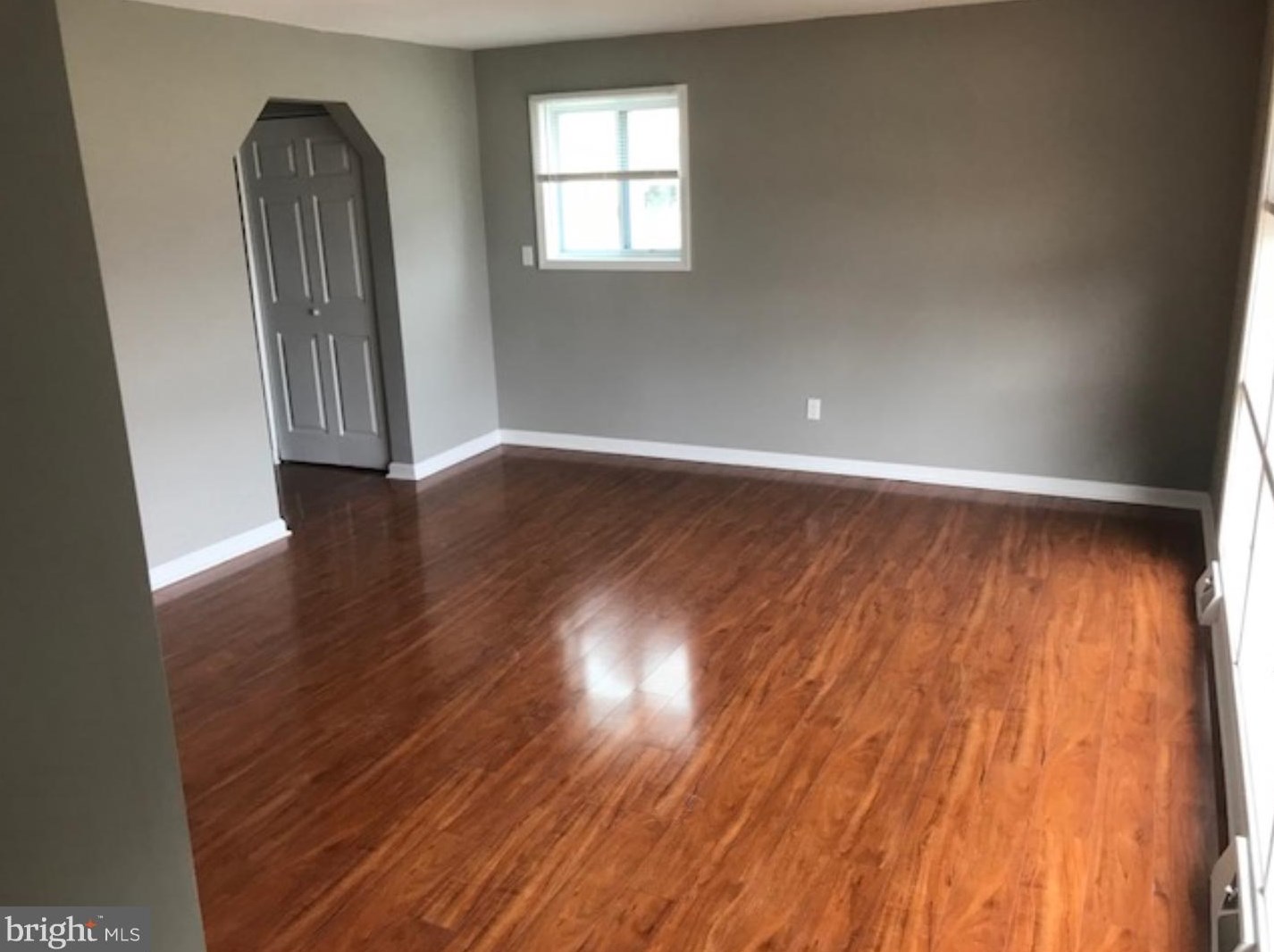 12 W Batten Ave, Blenheim, NJ 08012