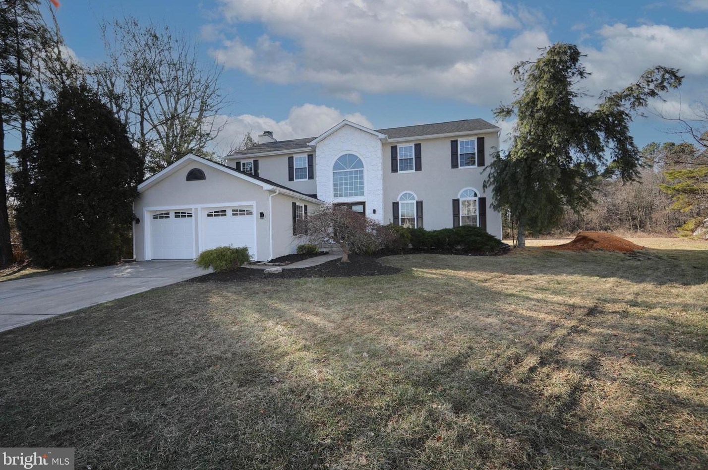 11 Radcliff Ct, Erial, NJ 08081
