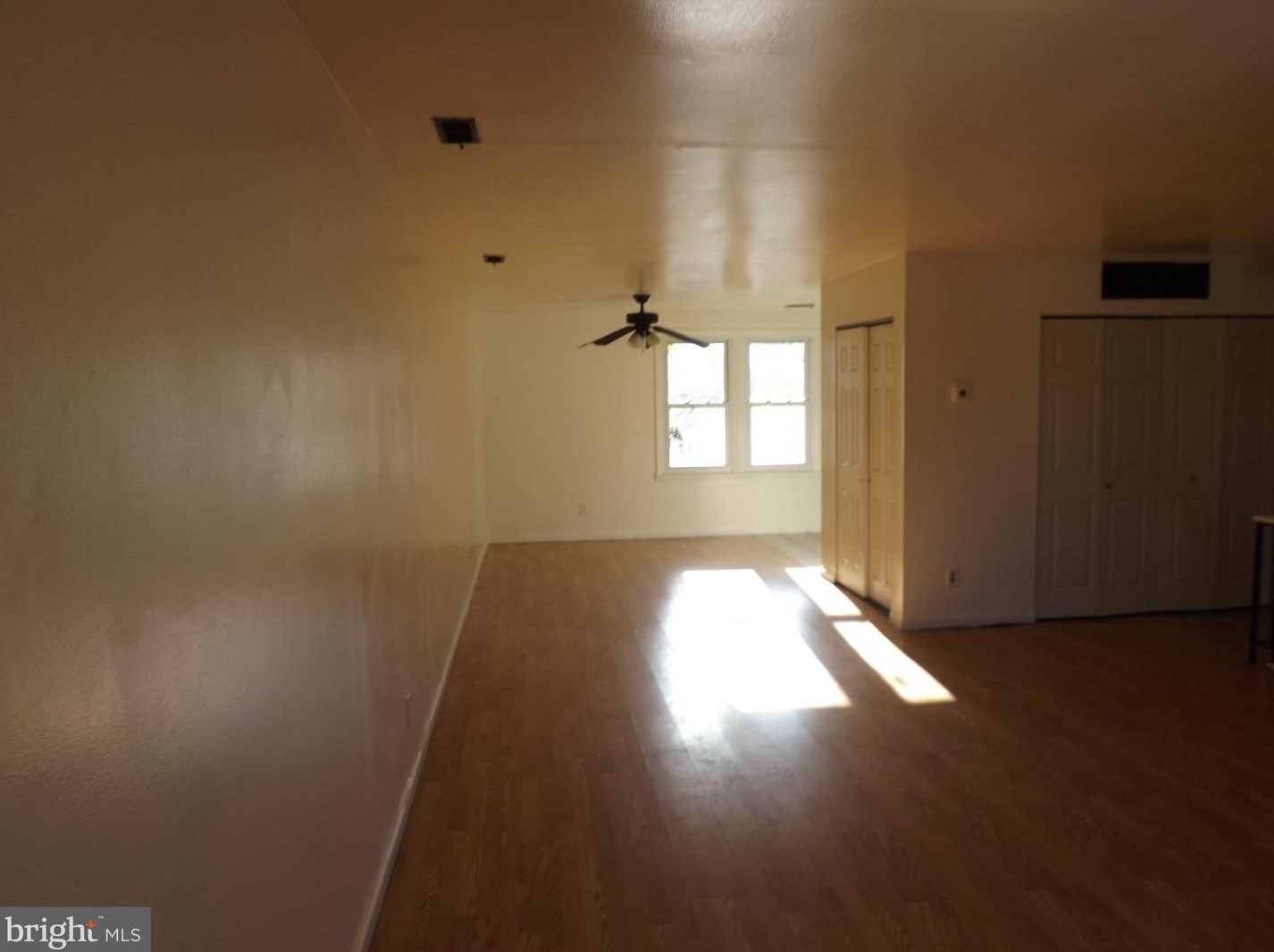 31 Hathaway Dr, Erial, NJ 08081-2523