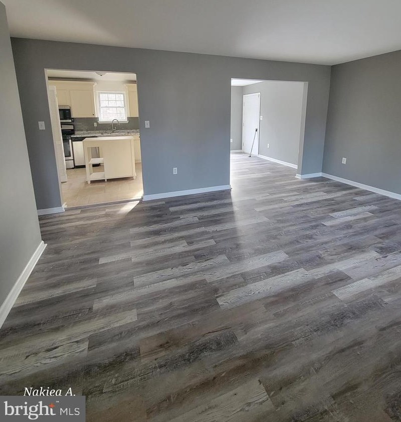 511 Washington Ave, Waterford, NJ 08089
