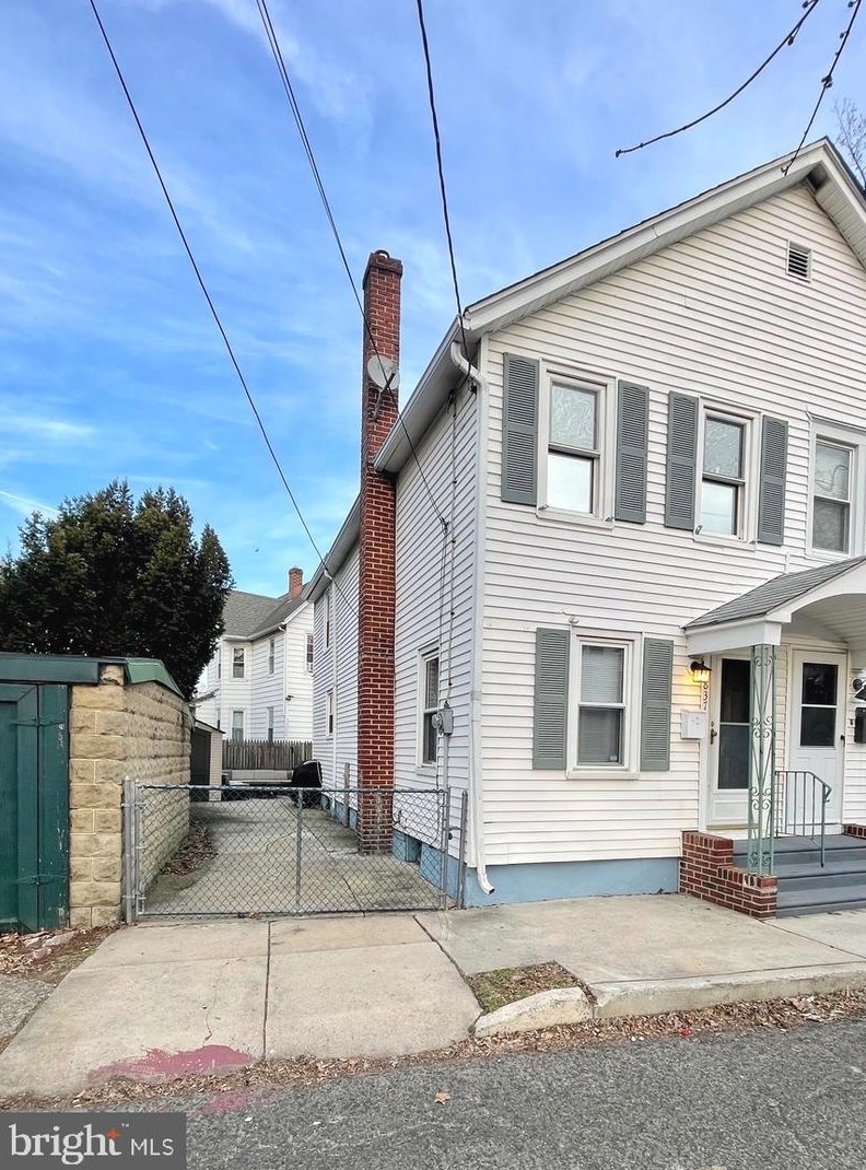 837 Little Somerset St, Gloucester, NJ 08030