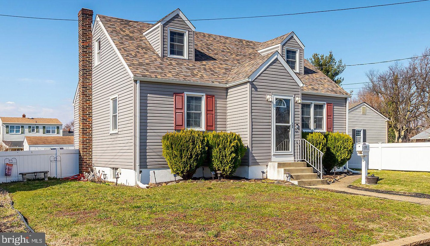 219 5th St, Gloucester, NJ 08030